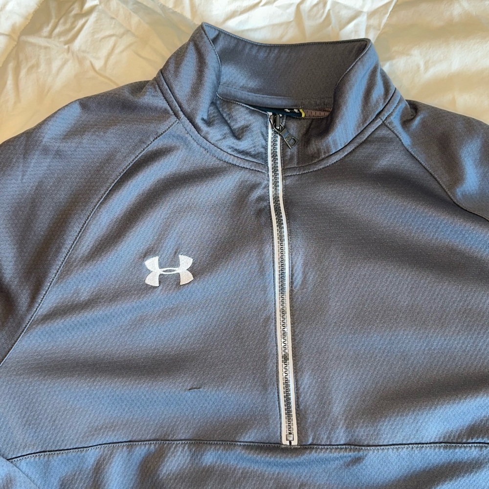 LG Grey Performance Pullover with Subtle Texture - Picture 2 of 4